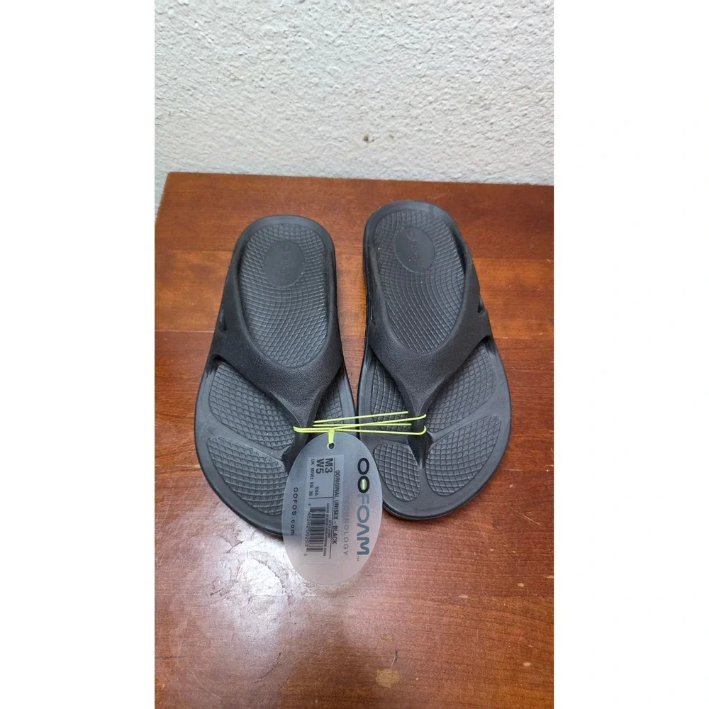 NEW Oofos OOriginal Sandal‎ Unisex M3 W5 Black Recovery Flip Flop OOfoam 1000